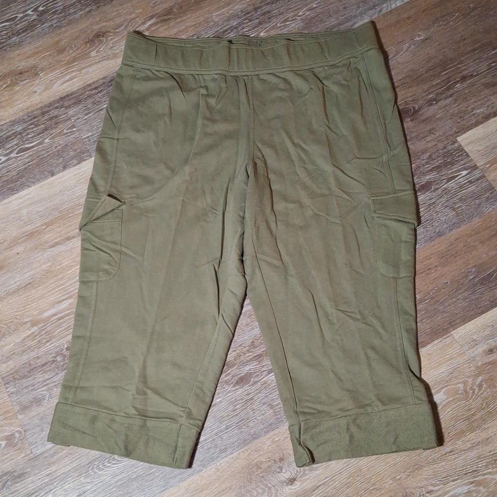 ❤️🔥💙 green olive loungwear pants